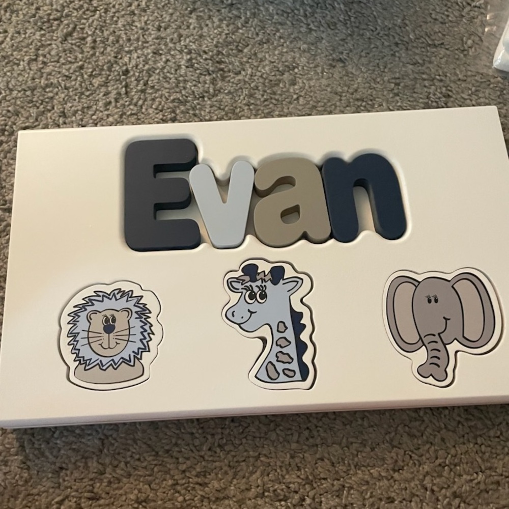 EVAN Wood Puzzle Stool with Animal Theme